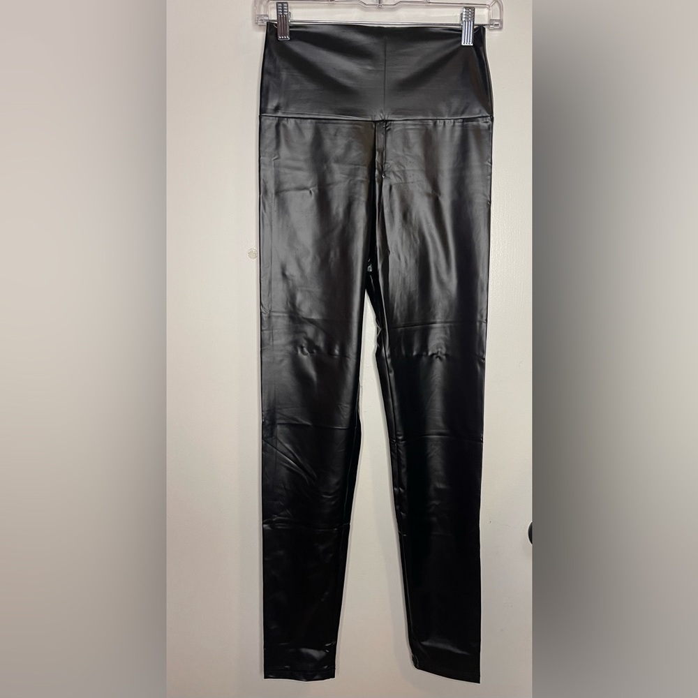 Black Faux Leather High Waisted Leggings l Size M l Poshmark